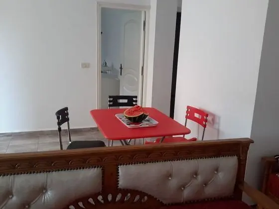 Family Apart Daire, Sigara İçilebilir