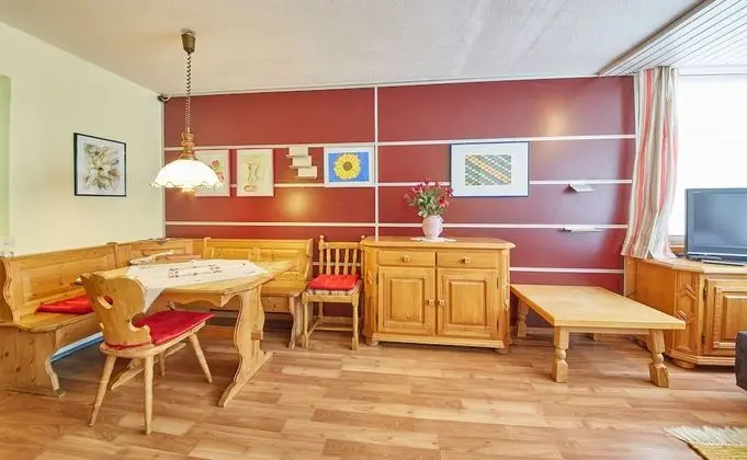 Apart Daire, Dağ Manzaralı (Appartement Top 17)