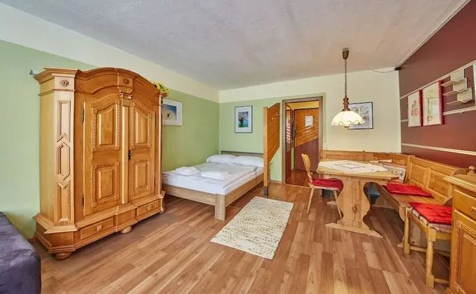 Apart Daire, Dağ Manzaralı (Appartement Top 17)