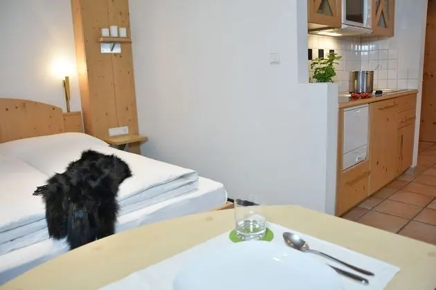 Stüdyo (Type C + 92.- cleaning fee per week)