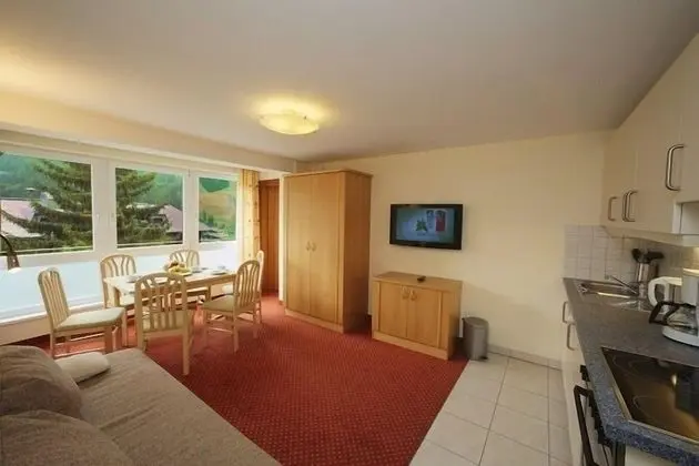 Apart Daire, 2 Yatak Odası, Balkon, Dağ Manzaralı