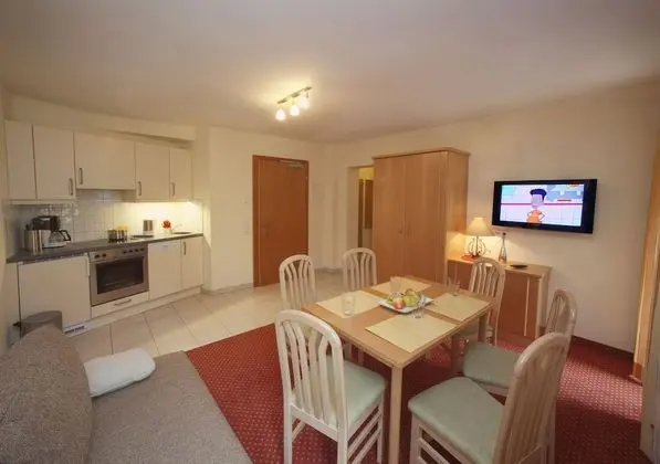 Apart Daire, 2 Yatak Odası, Balkon, Dağ Manzaralı