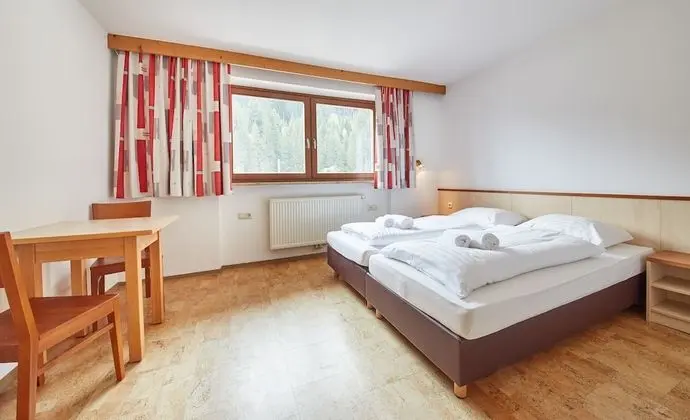 Apart Daire, 3 Yatak Odası (Appartement Top 2)
