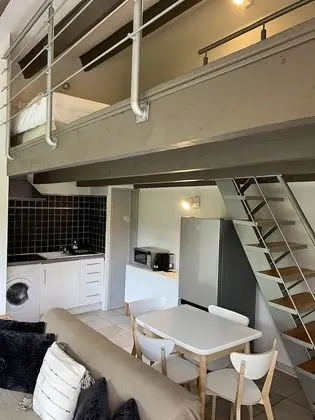 Superior Apart Daire, Banyolu/Duşlu
