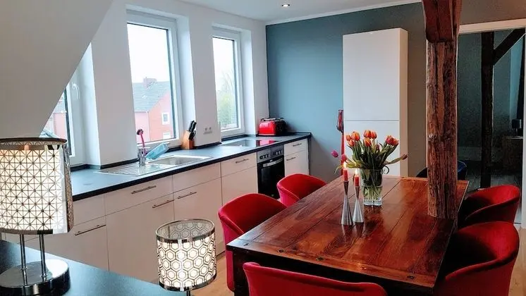 Luxury Apart Daire, Bahçe Manzaralı