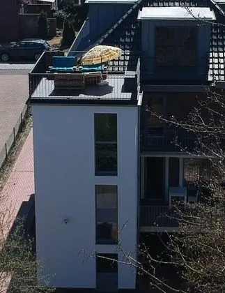 Luxury Apart Daire, Bahçe Manzaralı