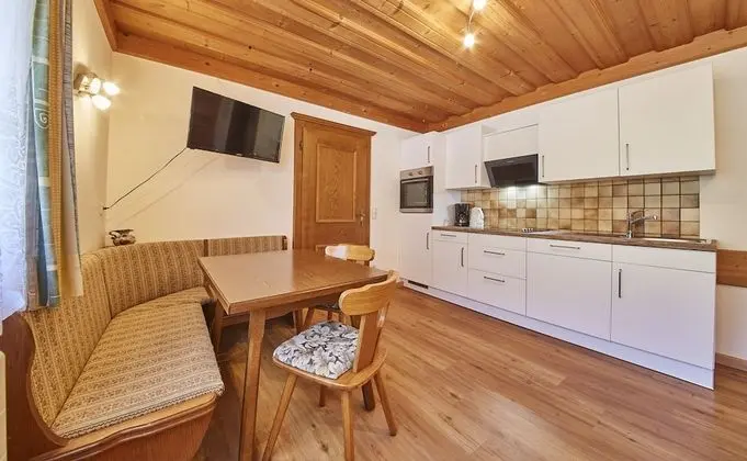 Stüdyo (inclusive 60 EUR cleaning fee)