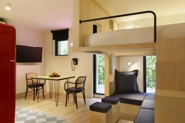 Studio Mezzanine
