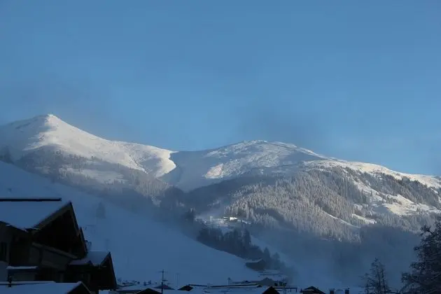 Apart Daire, 2 Yatak Odası, Mutfak, Dağ Manzaralı