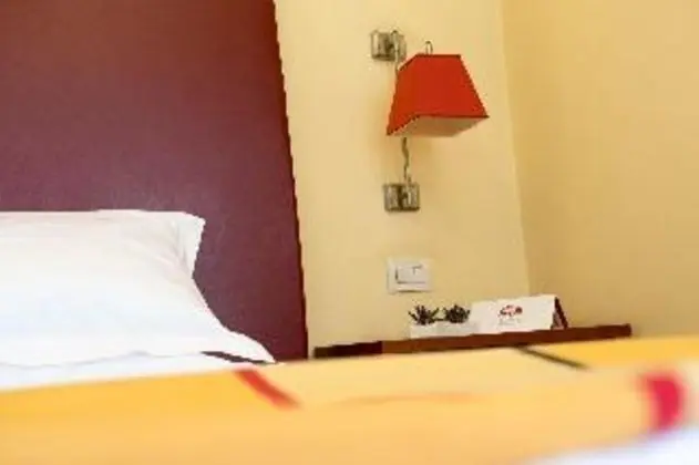Tek Kişilik Oda