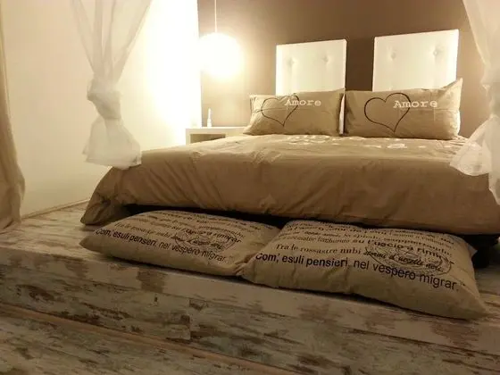 Tek Büyük Yataklı Oda, 1 Çift Kişilik Yatak