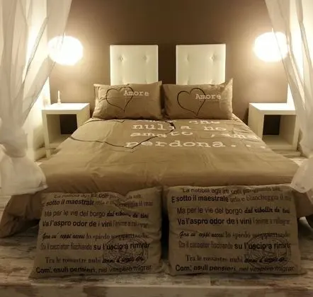 Tek Büyük Yataklı Oda, 1 Çift Kişilik Yatak