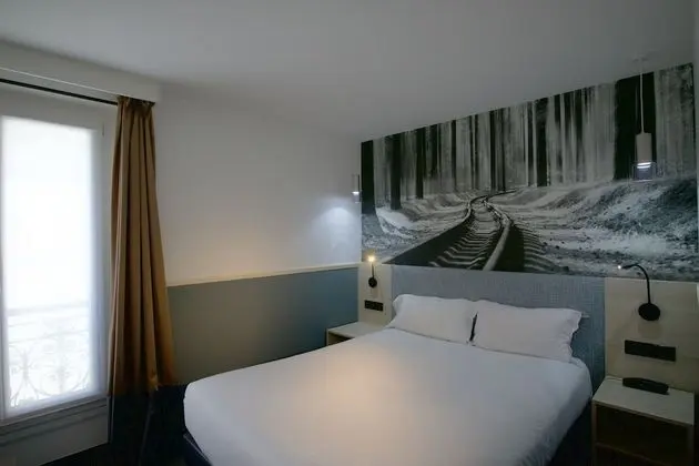 Comfort Tek Büyük veya İki Ayrı Yataklı Oda