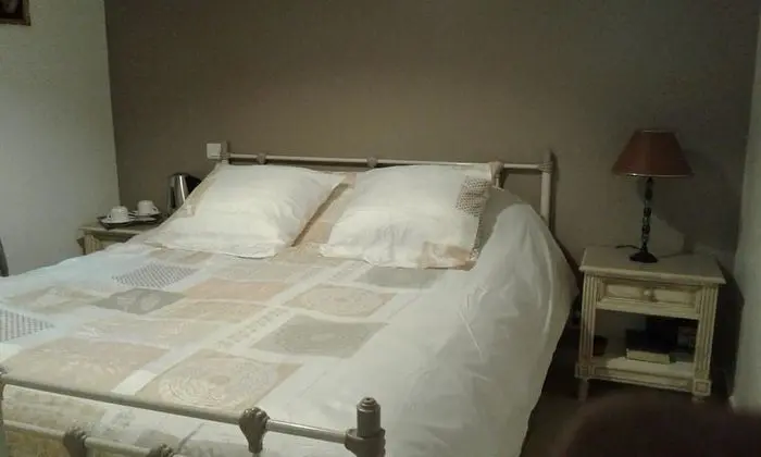 Tek Büyük Yataklı Oda, Sigara İçilmez (Chambre 2)