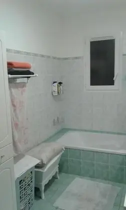 Tek Büyük Yataklı Oda, Sigara İçilmez (Chambre 2)