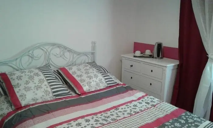 Tek Büyük Yataklı Oda, Sigara İçilmez (Chambre 3)