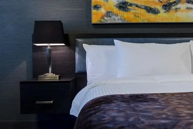 Çift ​​kişilik Deluxe King Bed