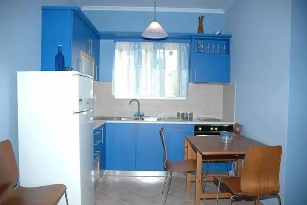 Stüdyo (Blue Sky)