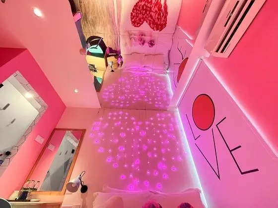 Romantic Themed Room