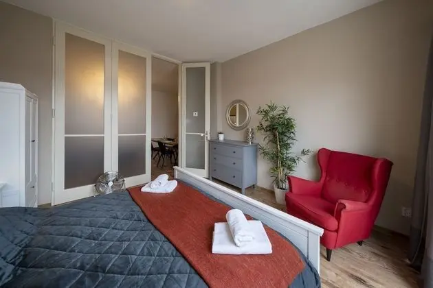 Economy Stüdyo, 1 Büyük (Queen) Boy Yatak, Ortak Banyo