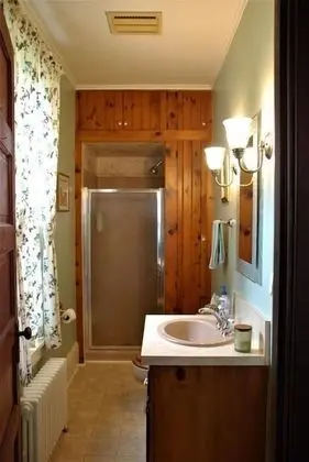 Ev, Birden Çok Yatak, Sigara İçilmez