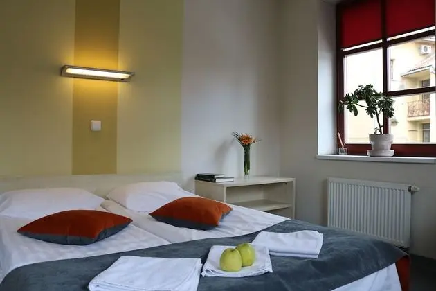 Luxury Tek Büyük Yataklı Oda