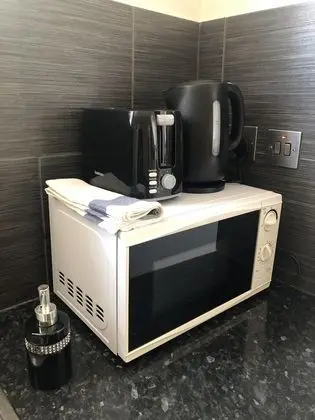 Apart Daire, Banyolu/Duşlu (Copthorne Mews Ub3 4bn   )
