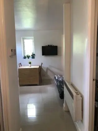 Apart Daire, Banyolu/Duşlu (Copthorne Mews Ub3 4bn   )