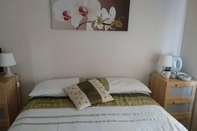 Standard Üç Kişilik Oda, Banyolu/Duşlu (.)