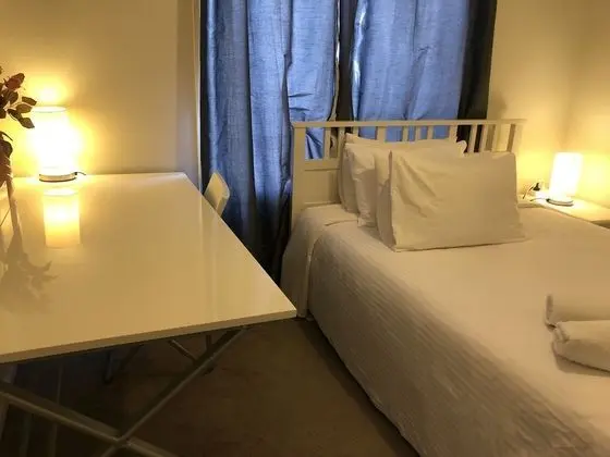 Standard Tek Büyük Yataklı Oda, Ortak Banyo