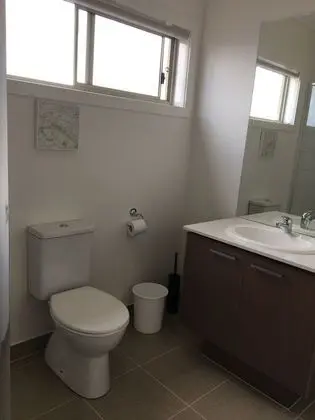 Oda (Ensuite Queen, with Bathroom 5)