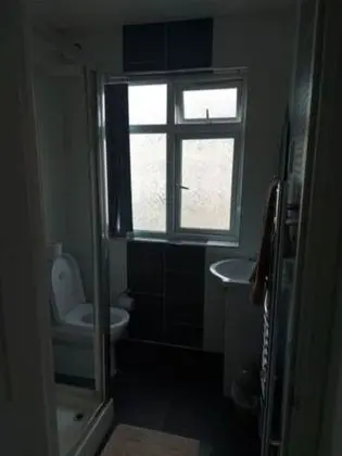 Ortak Ranzalı Oda, 1 Yatak Odası