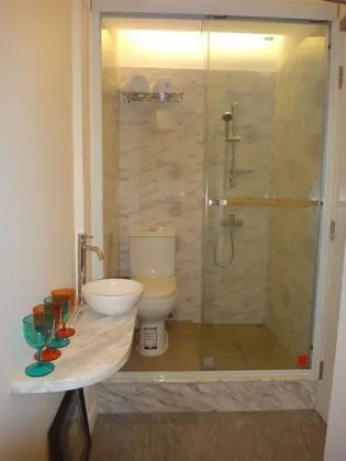 Mini Apple Room