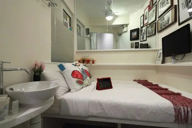 Mini Apple Room
