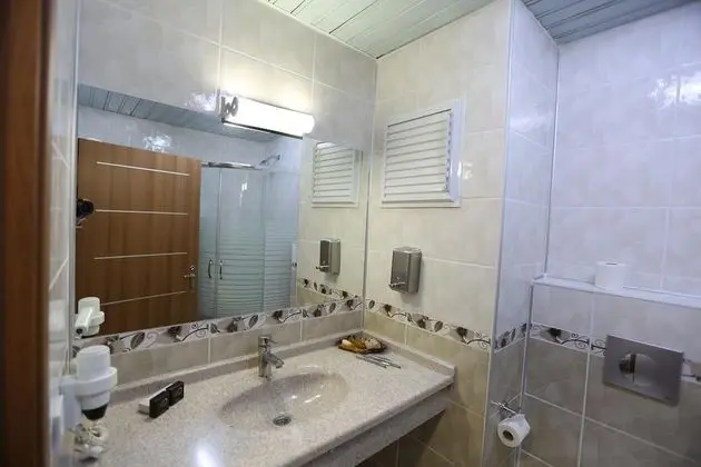 Aile Odası, Şehir veya Dağ Manzaralı