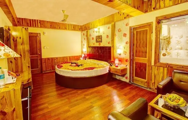 Luxury Tek Büyük veya İki Ayrı Yataklı Oda, 1 En Büyük (King) Boy Yatak, Sigara İçilebilir