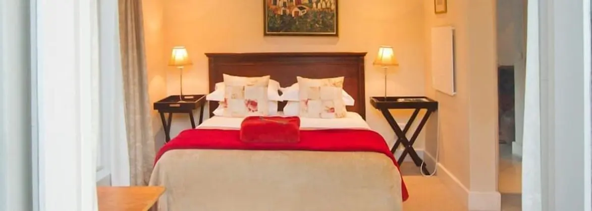 Queen Size Room