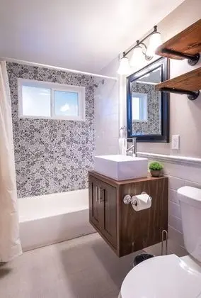 Deluxe Oda, 1 Büyük (Queen) Boy Yatak