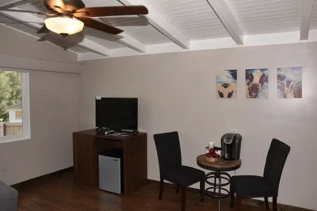 Deluxe Oda, 2 Büyük (Queen) Boy Yatak