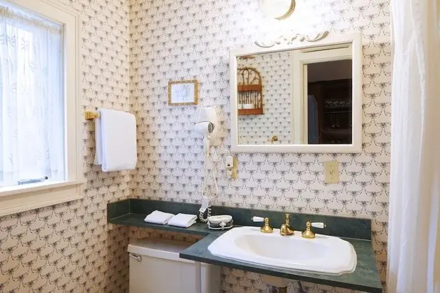 Classic Oda, Şömine, Dağ Manzaralı (Richmond)