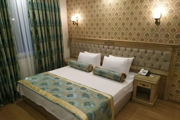 Bluemosque View Double or Twin Bed Room