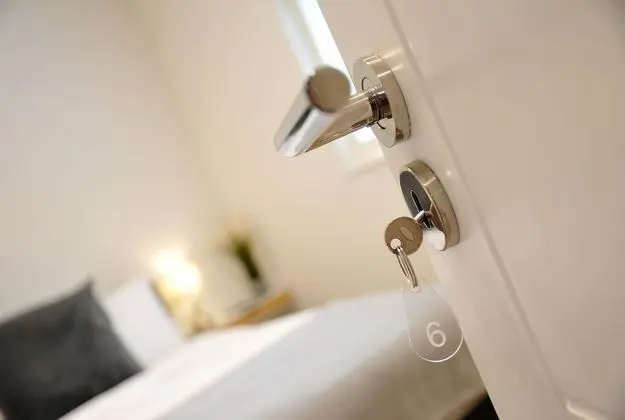 Deluxe Tek Büyük Yataklı Oda, Banyolu/Duşlu