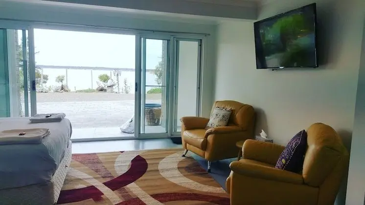 Exclusive Tek Büyük Yataklı Oda
