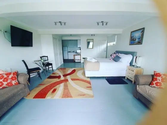 Exclusive Tek Büyük Yataklı Oda