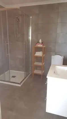 Exclusive Tek Büyük Yataklı Oda