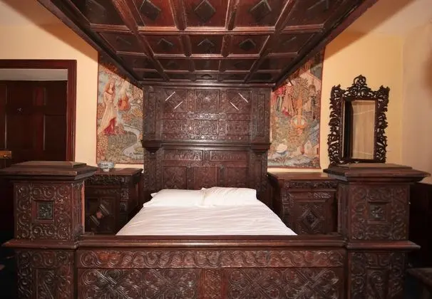 Grand Tek Büyük Yataklı Oda, Dağ Manzaralı (Four Poster)