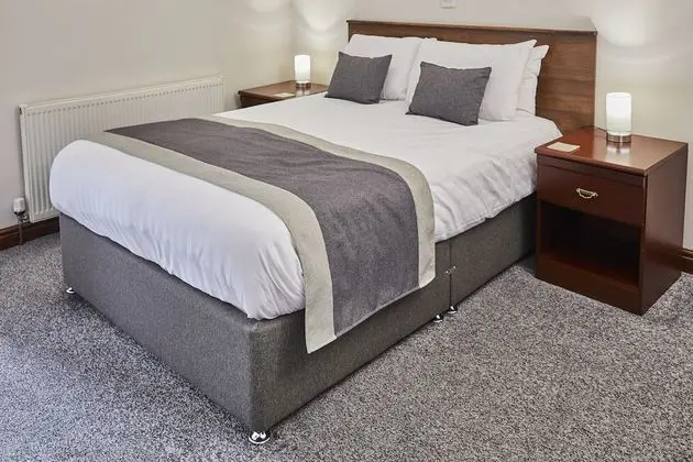 Tek Büyük Yataklı Oda, 1 Çift Kişilik Yatak