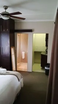 Standard Tek Büyük Yataklı Oda (1)