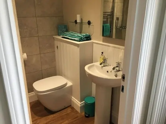 Apart Daire, Banyolu/Duşlu, Deniz Manzaralı (The Machine Room)