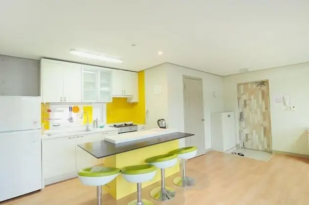 Tek Büyük Yataklı Oda (2F - Heineken)